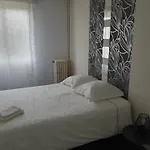 Appartement Lumineux 2 Chambres Avec Parking Et Wifi Proche Tous Commerces