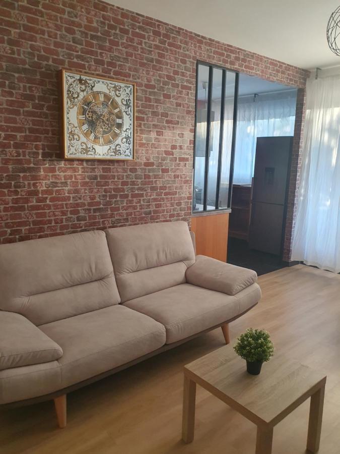 Lumineux 2 Chambres Avec Parking Et Wifi Proche Tous Commerces Apartment Besançon