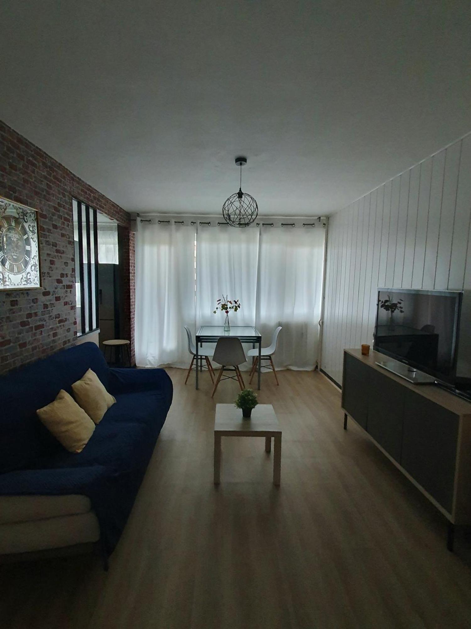 Apartment Lumineux 2 Chambres Avec Parking Et Wifi Proche Tous Commerces Besançon